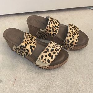 Leopard print wedges!